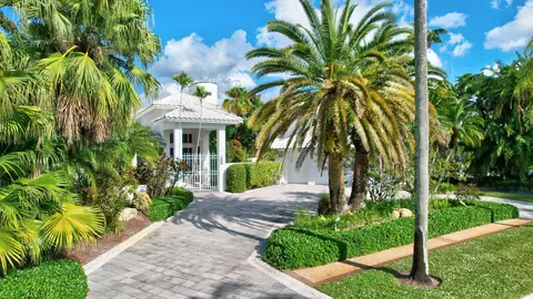 17080 Castlebay Ct, Boca Raton, FL 33496
