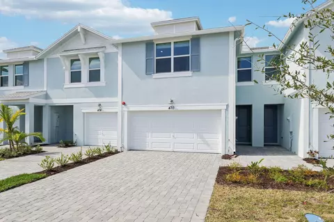 470 Salisbury Cir, Fort Pierce, FL 34982