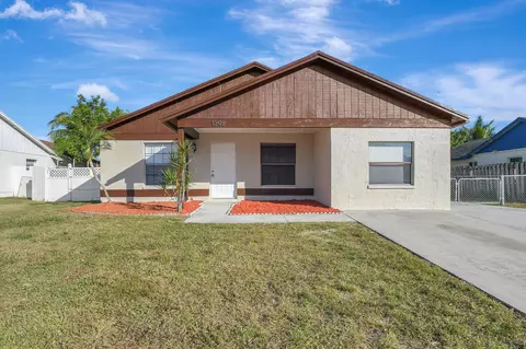 1398 Thornbank Ln, Royal Palm Beach, FL 33411