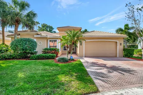 7014 Great Falls Cir, Boynton Beach, FL 33437