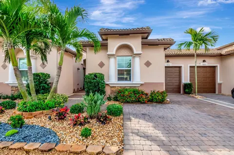 7834 Butera Plz, Delray Beach, FL 33446