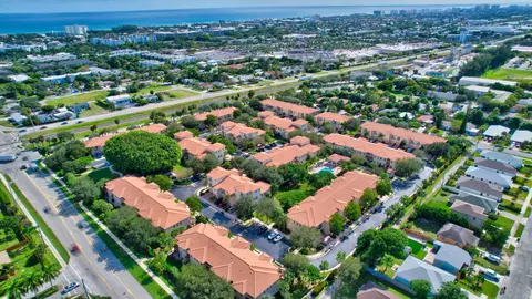 106 S Longport Cir #14D, Delray Beach, FL 33444