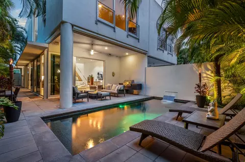 322 NE 7th Ave, Delray Beach, FL 33483