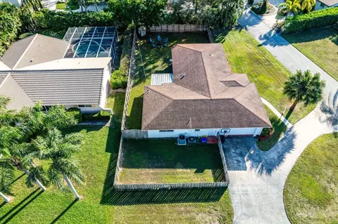 1098 NW 5th Ave, Boca Raton, FL 33432