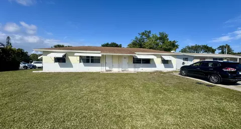 727 Southview Dr, Jupiter, FL 33458 photo 1