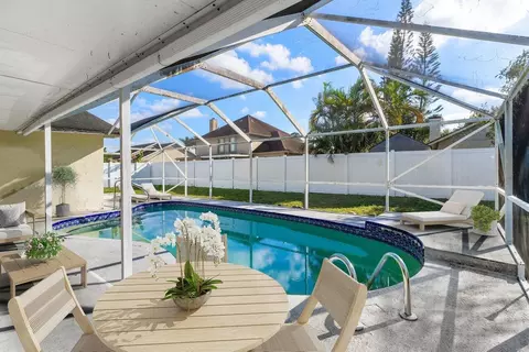 117 Royal Pine Cir N, Royal Palm Beach, FL 33411