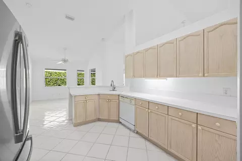 1040 Egret Cir N, Jupiter, FL 33458 photo 12