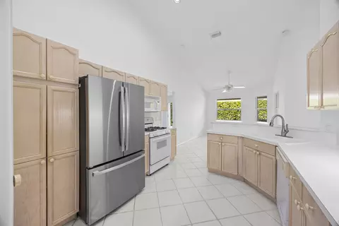 1040 Egret Cir N, Jupiter, FL 33458 photo 11