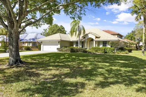 1040 Egret Cir N, Jupiter, FL 33458