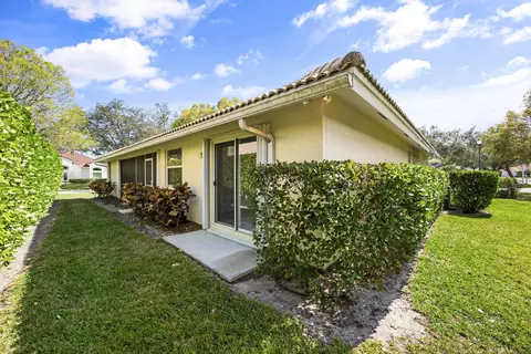 1040 Egret Cir N, Jupiter, FL 33458 photo 29