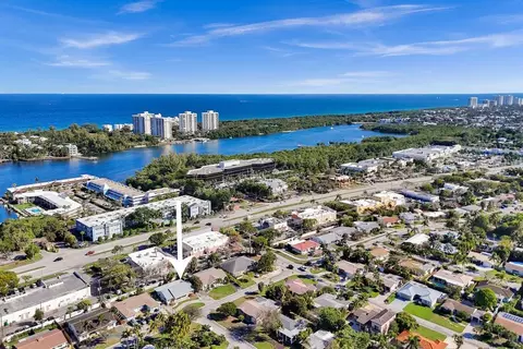 2600 NE 5th Ave, Boca Raton, FL 33431