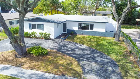 5651 Rae Ave, West Palm Beach, FL 33407