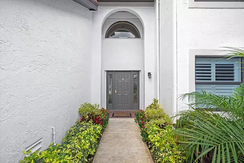 16550 Traders Xing #247, Jupiter, FL 33477 photo 2