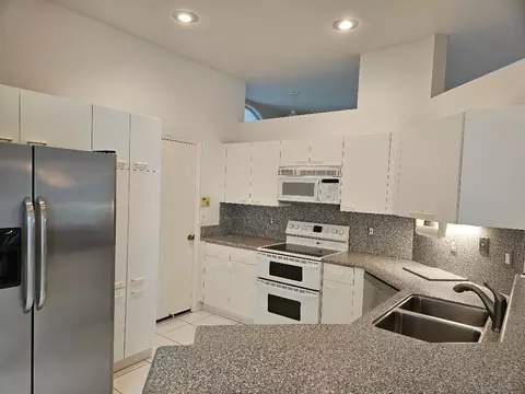 7184 SE Seagate Ln, Stuart, FL 34997 photo 12