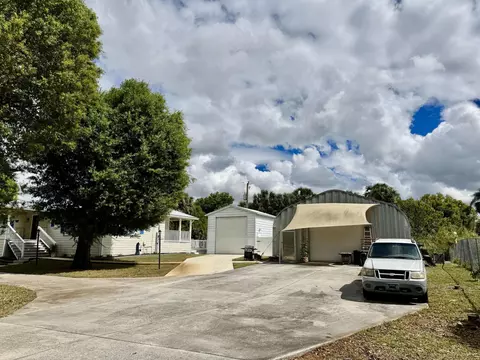 2532 NW 33rd Ave, Okeechobee, FL 34972 photo 2