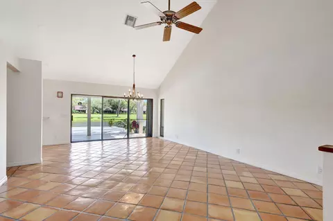 5070 SE Burning Tree Cir, Stuart, FL 34997 photo 6