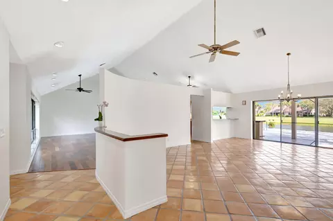 5070 SE Burning Tree Cir, Stuart, FL 34997 photo 7