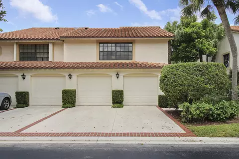 7838 La Mirada Dr, Boca Raton, FL 33433