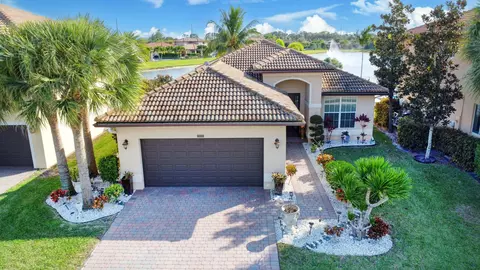 5022 Manchia Dr, Lake Worth, FL 33463
