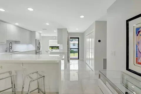 32 Westgate Ln #D, Boynton Beach, FL 33436 photo 4