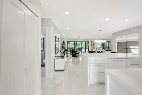 32 Westgate Ln #D, Boynton Beach, FL 33436 photo 5