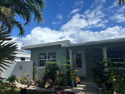 1126 N H St #A, FL 33460