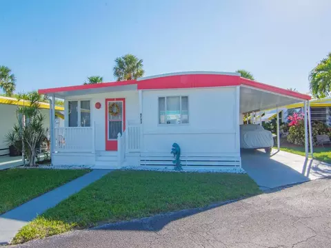 4743 NE Blue Heron Ln #7, Jensen Beach, FL 34957