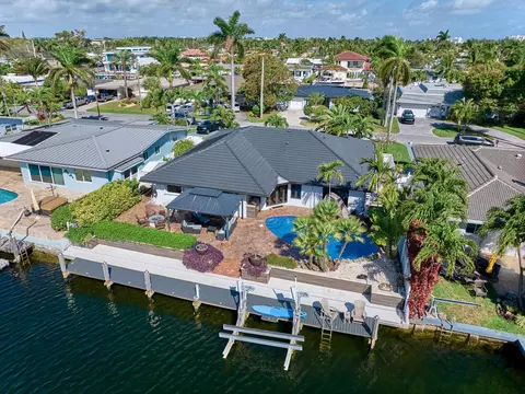 2652 NE 3rd St, Pompano Beach, FL 33062