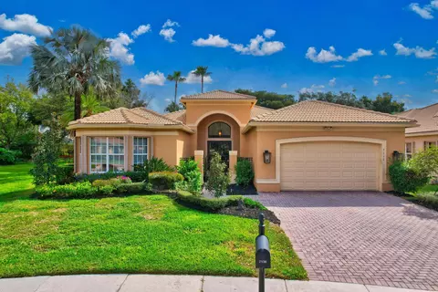7136 Corning Cir, Boynton Beach, FL 33437