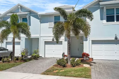 Exterior - 341 SE Halifax Ln, Stuart, FL 34994 photo 8 of 8