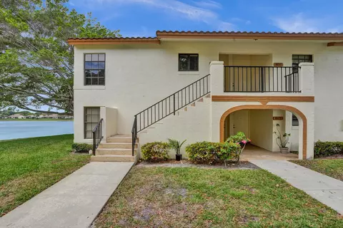 330 Olivewood Pl #216, Boca Raton, FL 33431