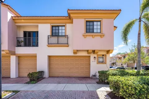 4780 Grand Cypress Cir N, Coconut Creek, FL 33073