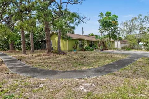 6145-6147 Eberts St, Jupiter, FL 33458 photo 4