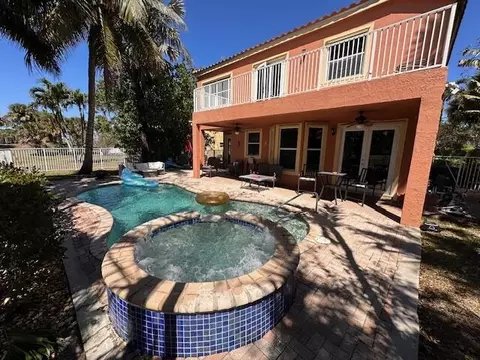 2117 Reston Cir, Royal Palm Beach, FL 33411