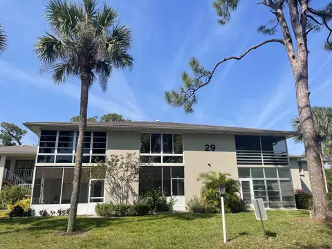 29 Lake Vista Trl #105, Port Saint Lucie, FL 34952