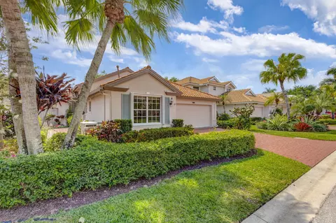 949 Augusta Pointe Dr, Palm Beach Gardens, FL 33418
