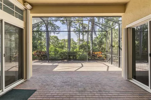 105 Via Bosque, Jupiter, FL 33458 photo 16