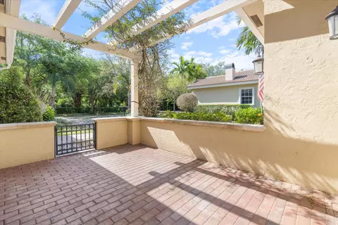 105 Via Bosque, Jupiter, FL 33458 photo 29