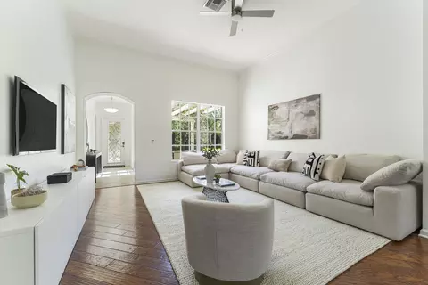 105 Via Bosque, Jupiter, FL 33458 photo 3