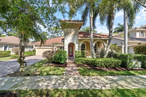 105 Via Bosque, Jupiter, FL 33458