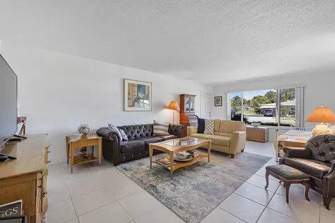 232 High Point Ct W #C, Delray Beach, FL 33445