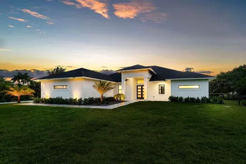 16065 72nd Dr N, Palm Beach Gardens, FL 33418