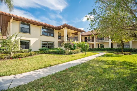 450 SW South River Dr #207, Stuart, FL 34997