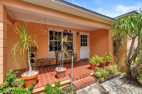 227 35th St, West Palm Beach, FL 33407