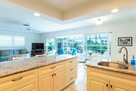 4223 SE Fairway E, Stuart, FL 34997 photo 9