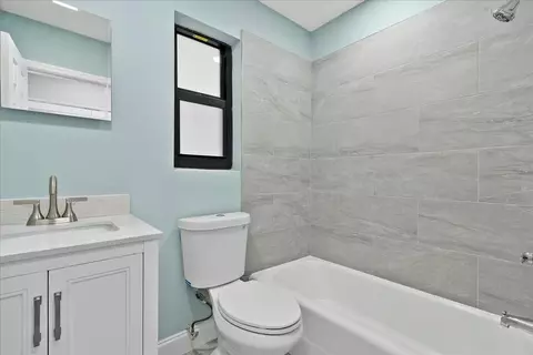 Bath - 18 Adams Rd, Ocean Ridge, FL 33435 photo 1 of 3