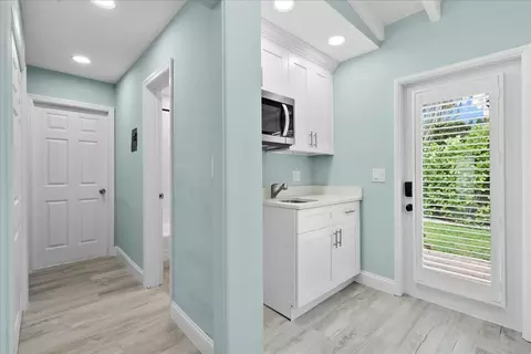 Entry Way - 18 Adams Rd, Ocean Ridge, FL 33435 photo 2 of 5