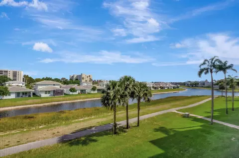 7370 S Oriole UNIT 303, Delray Beach, FL 33446
