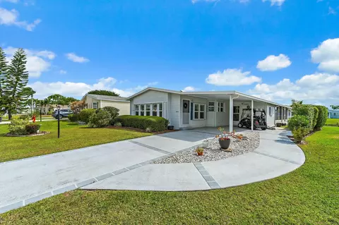 8516 Marlberry Ct, Port Saint Lucie, FL 34952