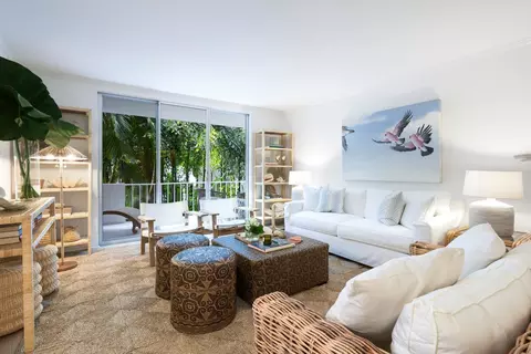 226 Brazilian Ave #2B, Palm Beach, FL 33480